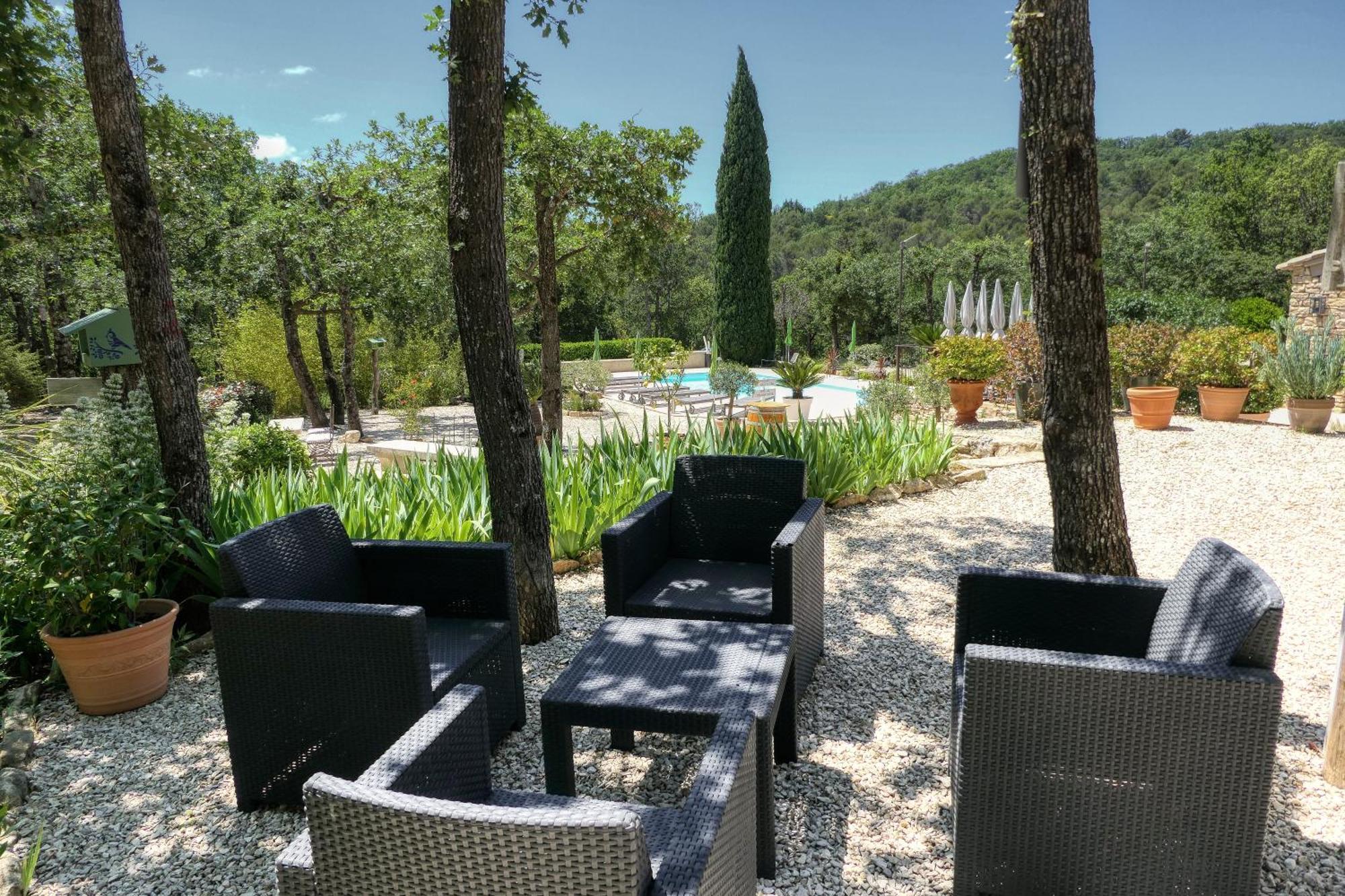 Le Hameau Fleur De Pierres , Chambre , Gite Et Table D'Hotes Murs  Εξωτερικό φωτογραφία