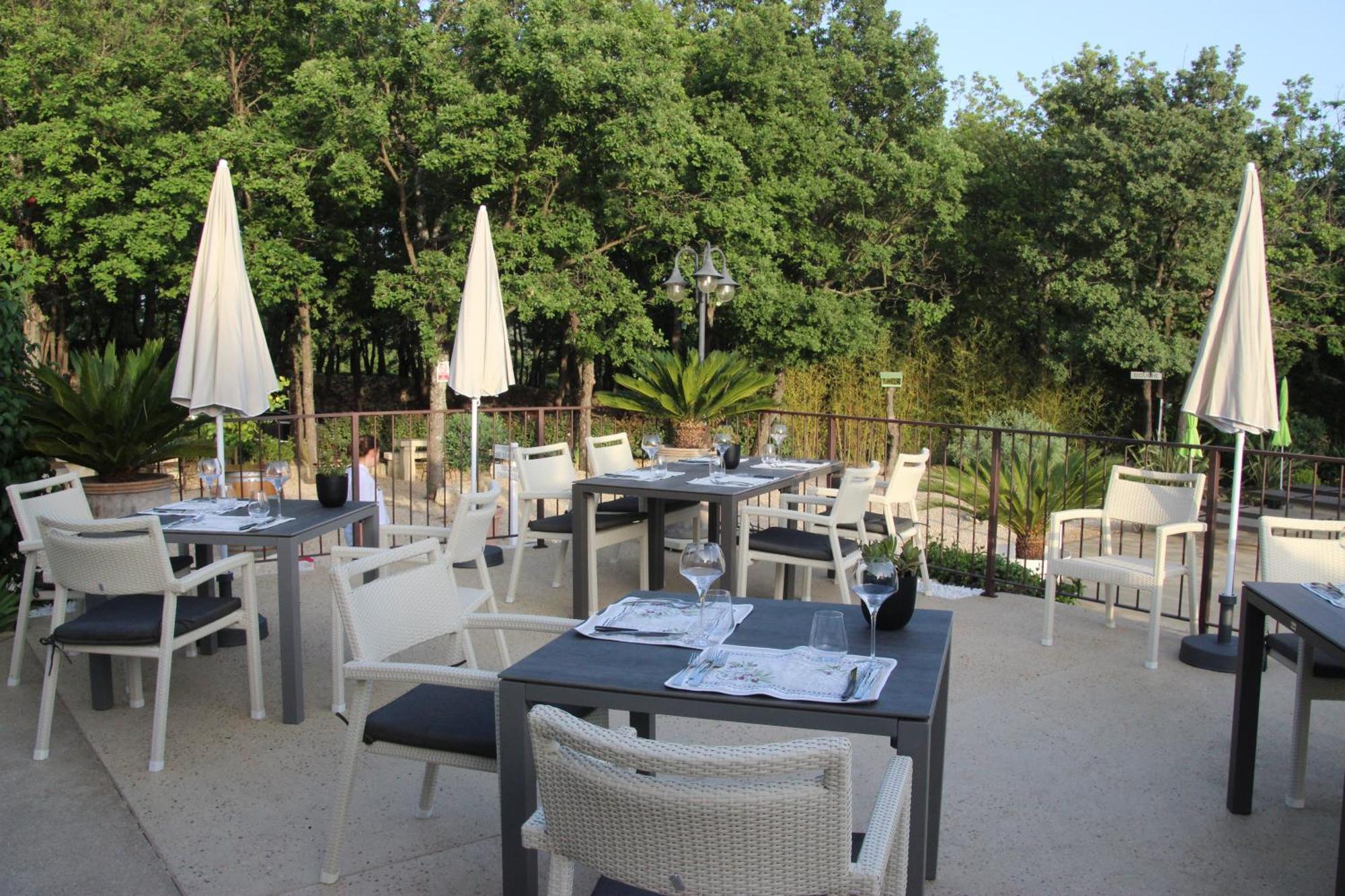 Le Hameau Fleur De Pierres , Chambre , Gite Et Table D'Hotes Murs  Εξωτερικό φωτογραφία