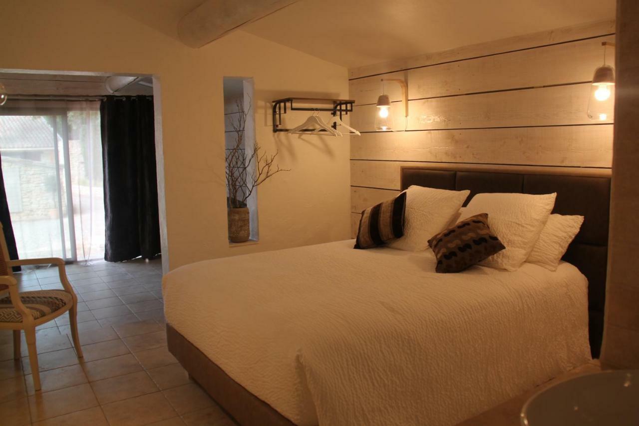 Le Hameau Fleur De Pierres , Chambre , Gite Et Table D'Hotes Murs  Εξωτερικό φωτογραφία